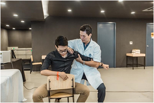 Báo động tình trạng giới công sở Việt mắc các bệnh văn phòng