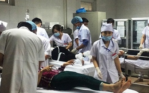 Nổ lớn ở công ty giầy da, 4 người bị thương nặng, 1 người đứt rời chân