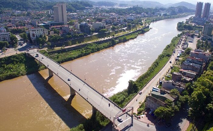 Đề xuất xây cầu từ Bát Xát sang Trung Quốc để thuận tiện buôn bán