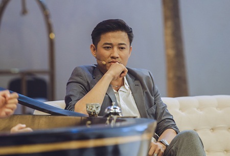 Quý Bình nỗ lực thoát khỏi mác diễn viên cầm mic sau 