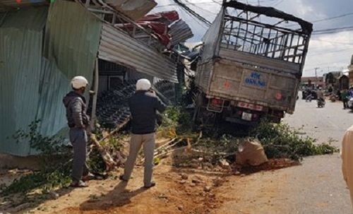 Tin tai nạn giao thông mới nhất ngày 16/1/2018