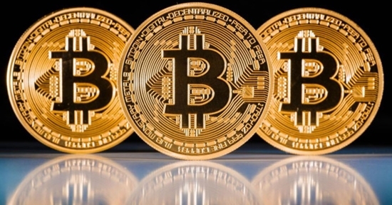 Giá Bitcoin hôm nay 18/1: Bitcoin tiếp tục “bay” mất 800 USD