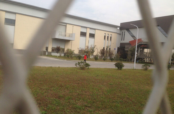 Công nhân sản xuất iPhone phải tiếp xúc với hóa chất độc hại