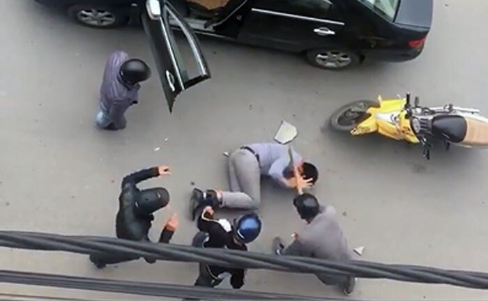 Nguyên nhân vụ tài xế bị lôi khỏi ô tô, đánh dã man trên đường ở Hải Phòng