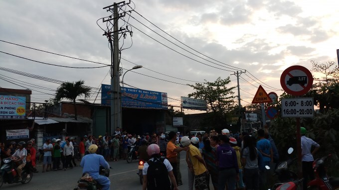 Ô tô chạy vào giờ cấm, đâm chết người rồi bỏ chạy