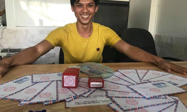 Thưởng mỗi nhân viên 3 triệu đồng, cho nghỉ 5 ngày để cổ vũ chung kết U23