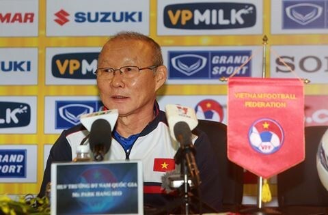 HLV Park Hang Seo gửi lời cảm ơn tới bầu Đức