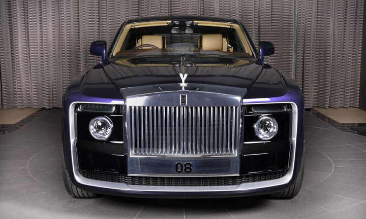 Bên trong chiếc xe hơi đắt nhất hành tinh giá 13 triệu USD có gì đặc biệt?