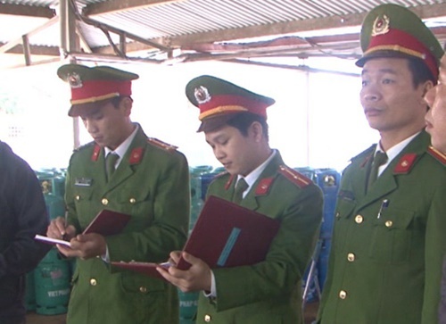 Phát hiện 2 trạm chiết nạp gas vi phạm an toàn tại Thanh Hóa