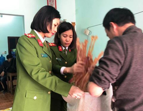 Phát hiện cơ sở sử dụng chất tẩy trắng gân trâu, bò của Trung Quốc