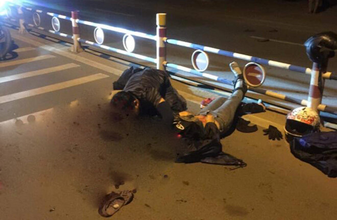 Đâm vào dải phân cách, nữ phượt thủ đi xe Exciter tử vong trong đêm