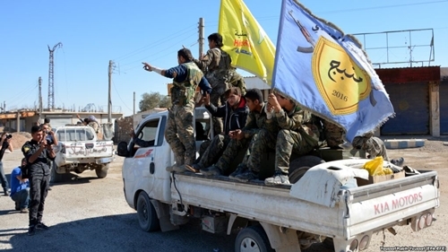 Mỹ không kích lực lượng thân chính phủ Syria, hơn 100 người thiệt mạng