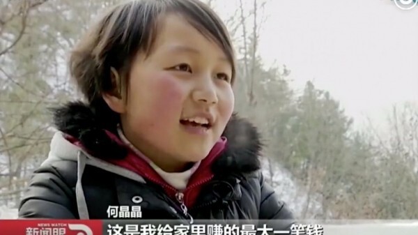 Mong muốn được nhìn thấy mẹ mỗi ngày, cô bé quyết định bán đi thứ