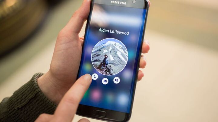 Galaxy S7 Edge bất ngờ được cập nhật Android Oreo trước Galaxy S8