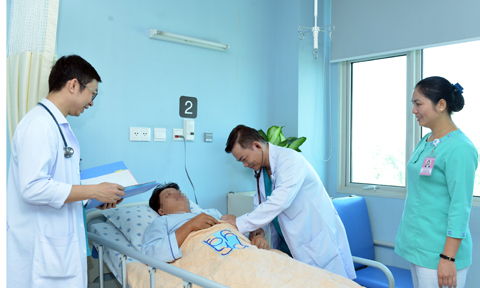 TP.HCM: Cụ ông 91 tuổi bất ngờ ngất xỉu sau khi uống rượu