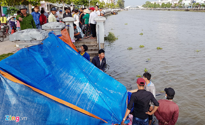 Tìm thấy thi thể người phụ nữ mất tích trên sông Maspero sáng mùng 5 Tết