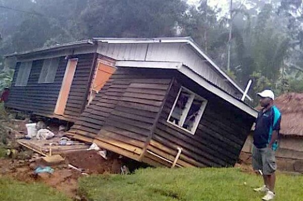 Papua New Guinea: Động đất lớn san phẳng một ngôi làng