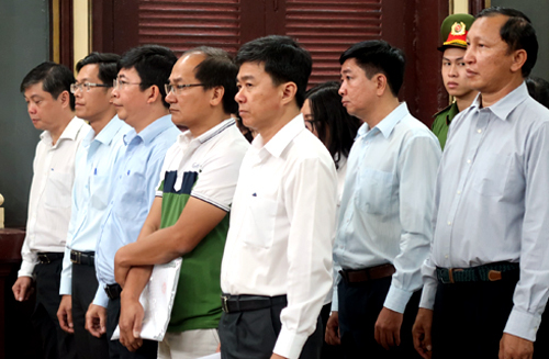 Xử 10 cán bộ Navibank: Luật sư đề nghị triệu tập 2 cựu lãnh đạo Vietinbank