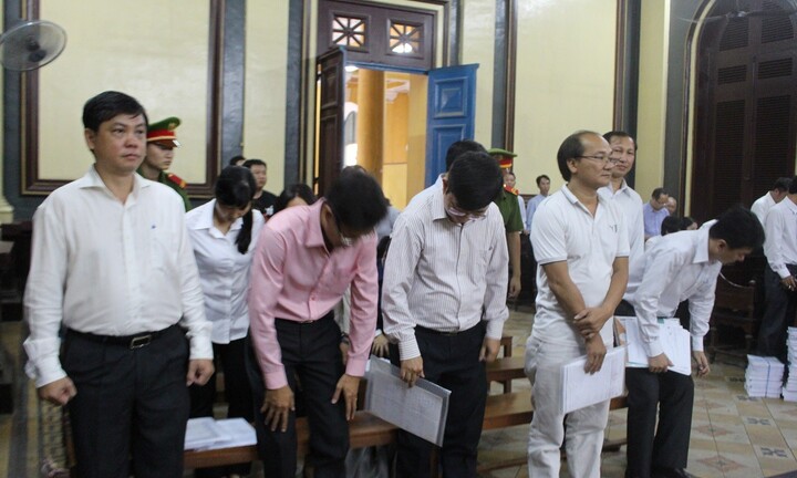 Xử vụ 10 cựu lãnh đạo Navibank: 200 tỷ đồng thiệt hại của vụ án đang ở đâu?