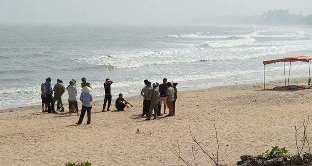 Hoảng hốt vì phát hiện thi thể cụ ông trên biển Nghệ An