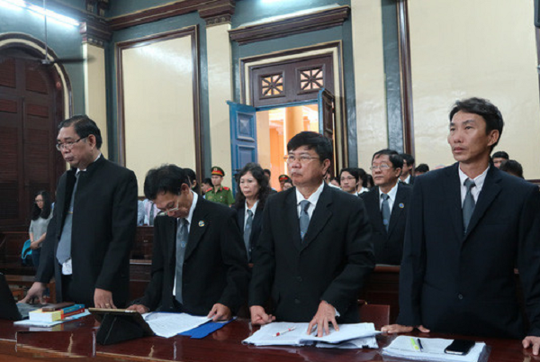 Vụ Navibank: Vì sao luật sư kiến nghị triệu tập chủ tọa phiên tòa Huyền Như?