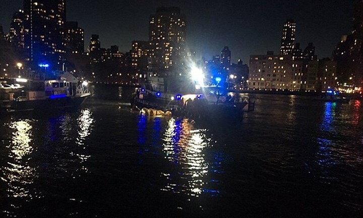 Cận cảnh hiện trường vụ trực thăng rơi ở New York