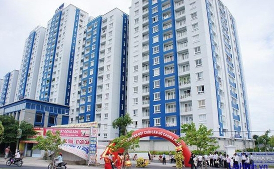 Chủ đầu tư chung cư Carina: Vừa vực dậy từ nợ nần lại đối mặt “bão táp”