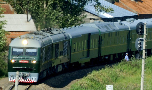 Chuyến tàu đặc biệt nghi đưa ông Kim Jong-un công du nước ngoài lần đầu tiên