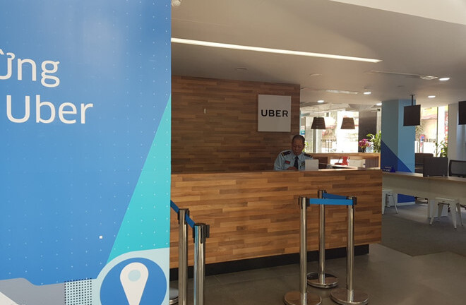 Trụ sở Uber tại Hà Nội tạm đóng cửa, nhiều tài xế lo lắng