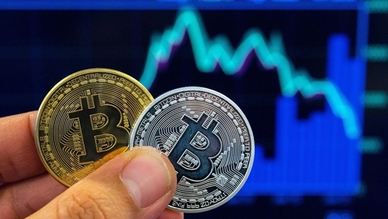 Giá Bitcoin hôm nay 29/3/2018: Bitcoin lại “bốc hơi” thêm 300 USD