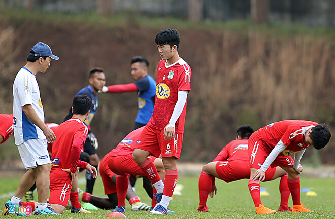 Xuân Trường phủ nhận chuyện bị kiệt sức trước trận gặp Nam Định