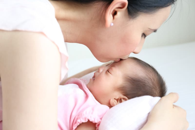 Khủng hoảng sau sinh vì chồng hờ hững