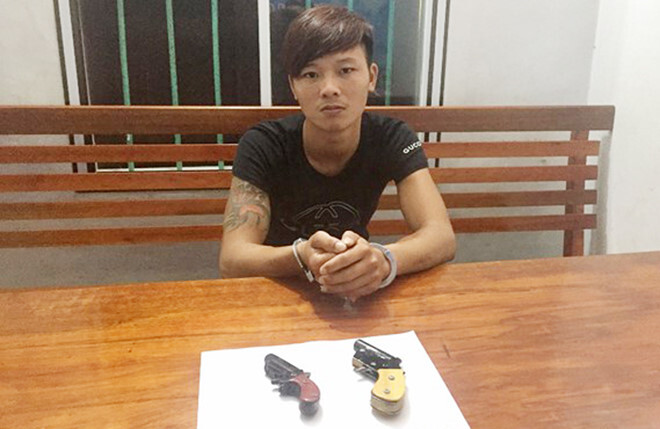 Bắt tạm giam thanh niên tự học cách chế tạo súng rồi đem bán kiếm lời