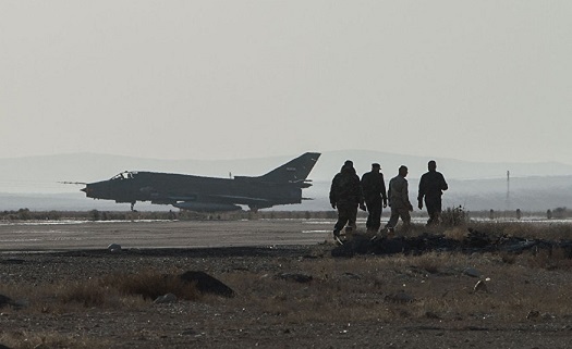 8 tên lửa tấn công căn cứ quân sự Syria khiến nhiều người thương vong