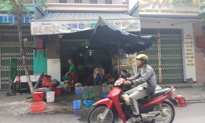 Tranh nhau ăn đĩa bánh xèo, nam sinh viên đánh cô gái gãy răng, nhập viện