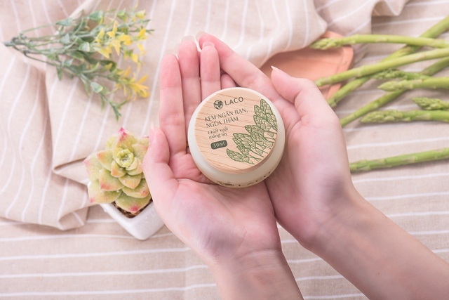 “Đẹp mòn mỏi con mắt” với sản phầm đánh tan rạn da, thâm đen sau sinh