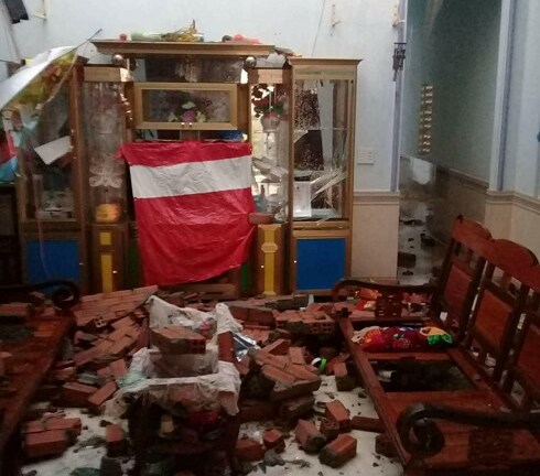 Mưa đá, lốc xoáy khiến 600 ngôi nhà bị hư hỏng, 3 người trọng thương