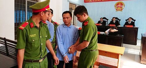 Gã bảo vệ trường mầm non xâm hại bé gái 4 tuổi lãnh án chung thân