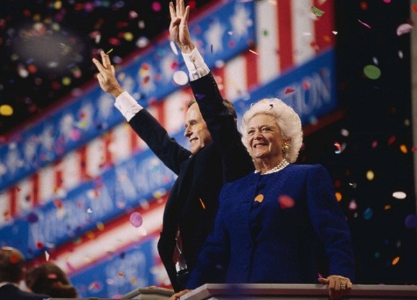 Cựu đệ nhất phu nhân Mỹ Barbara Bush qua đời ở tuổi 92