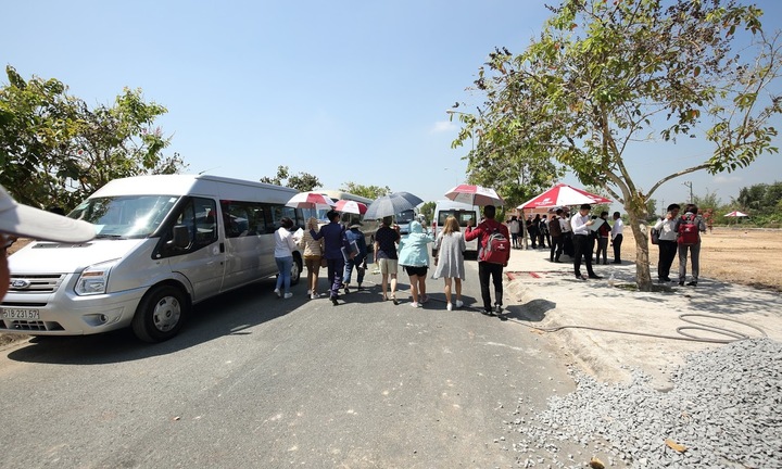 Chưa được phê duyệt quy hoạch, Cát Tường Group đã bán đất nền Golden River Residence