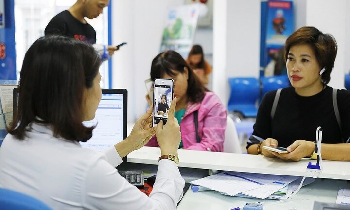 Vẫn còn 34 triệu khách hàng chưa nộp hình chân dung