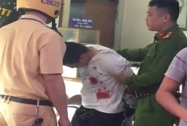 Nhân chứng kể lại vụ cướp tiệm vàng táo tợn ở Hà Nội