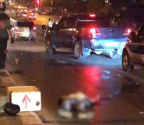 Hà Nội: Nam thanh niên 9X lao vào dải phân cách tử vong tại chỗ