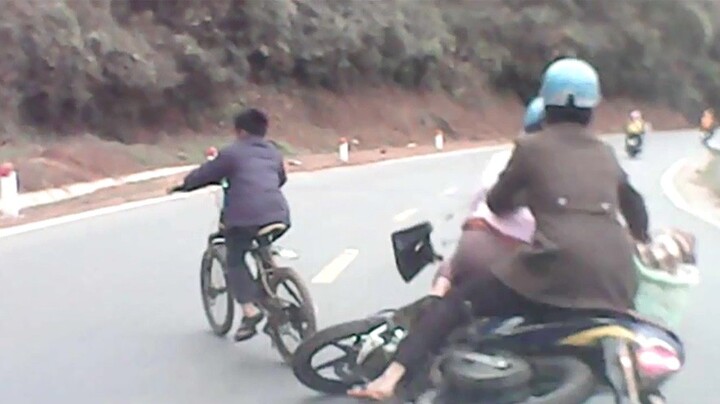 Sang đường đột ngột, bé trai 