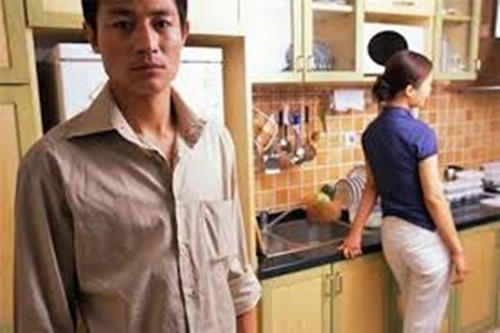 Những điều cần tránh để giữ lửa cho hôn nhân