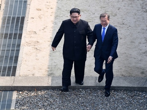 Bất ngờ với tuyên bố chung cuối cùng của hai nhà lãnh đạo Hàn –Triều