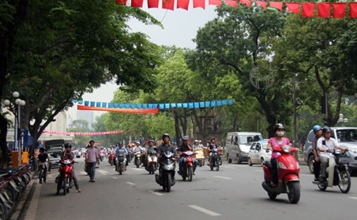 Dự báo thời tiết ngày 1/5: Miền Bắc oi nóng, chuẩn bị mưa dông trên diện rộng