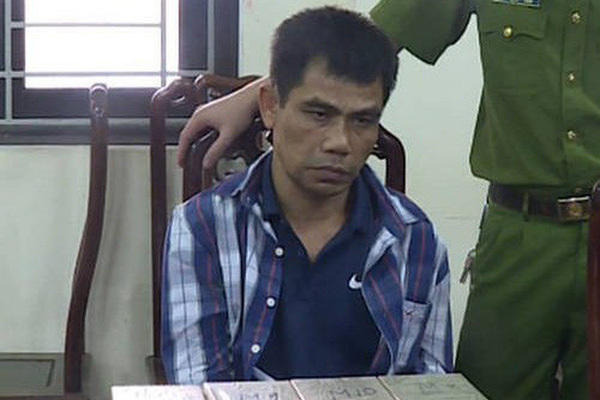 Bắt nghi phạm vận chuyển 12 bánh heroin, thủ súng K59 đã lên nòng