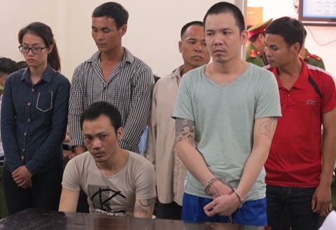 Khoét tường buồng biệt giam để bỏ trốn, 2 tử tù lĩnh án