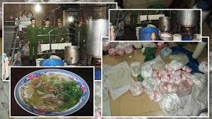 Ăn phở sáng: Tưởng lợi sức khỏe ai ngờ bị đầu độc bởi những kẻ táng tận lương tâm